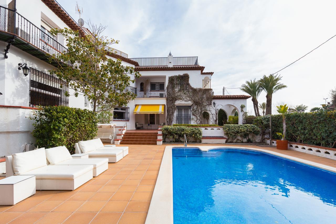 Villa Alicia Σίτζες Εξωτερικό φωτογραφία